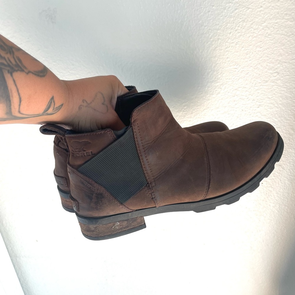 Sorel Emilie Chelsea Boots
